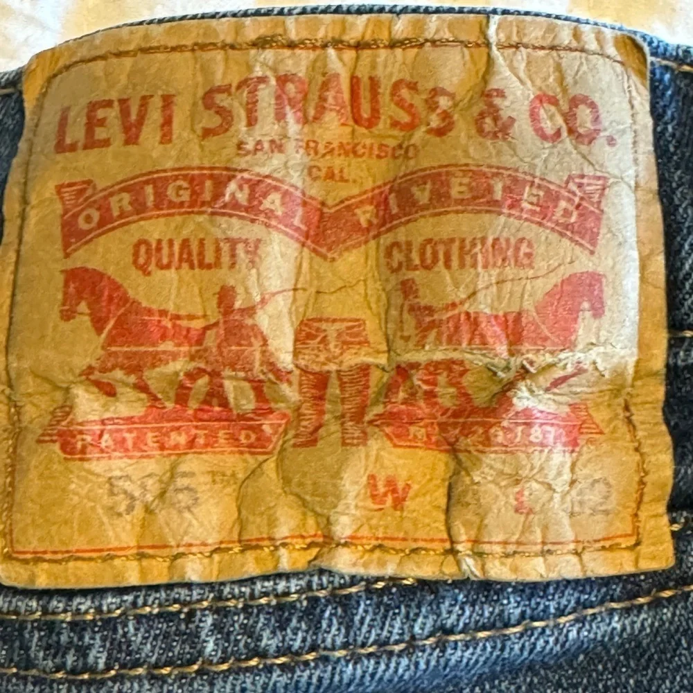 LEVIS Men’s Jeans 505
